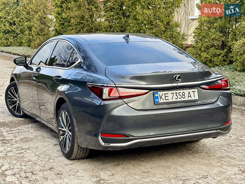 Седан Lexus ES 2022 в Каменском