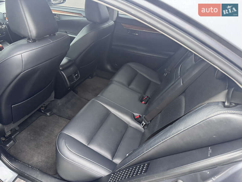 Седан Lexus ES 2012 в Киеве фото 8 Седан Lexus ES 2012 в Киеве