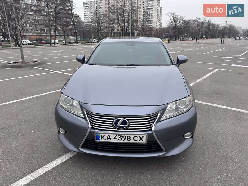 Седан Lexus ES 2012 в Киеве фото 14 Седан Lexus ES 2012 в Киеве