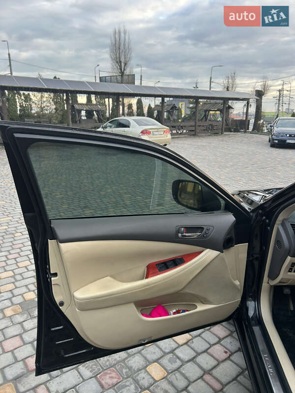 Седан Lexus ES 2008 в Тернополе