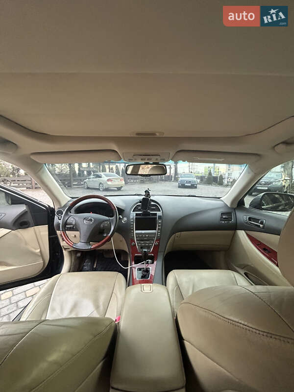Седан Lexus ES 2008 в Тернополе