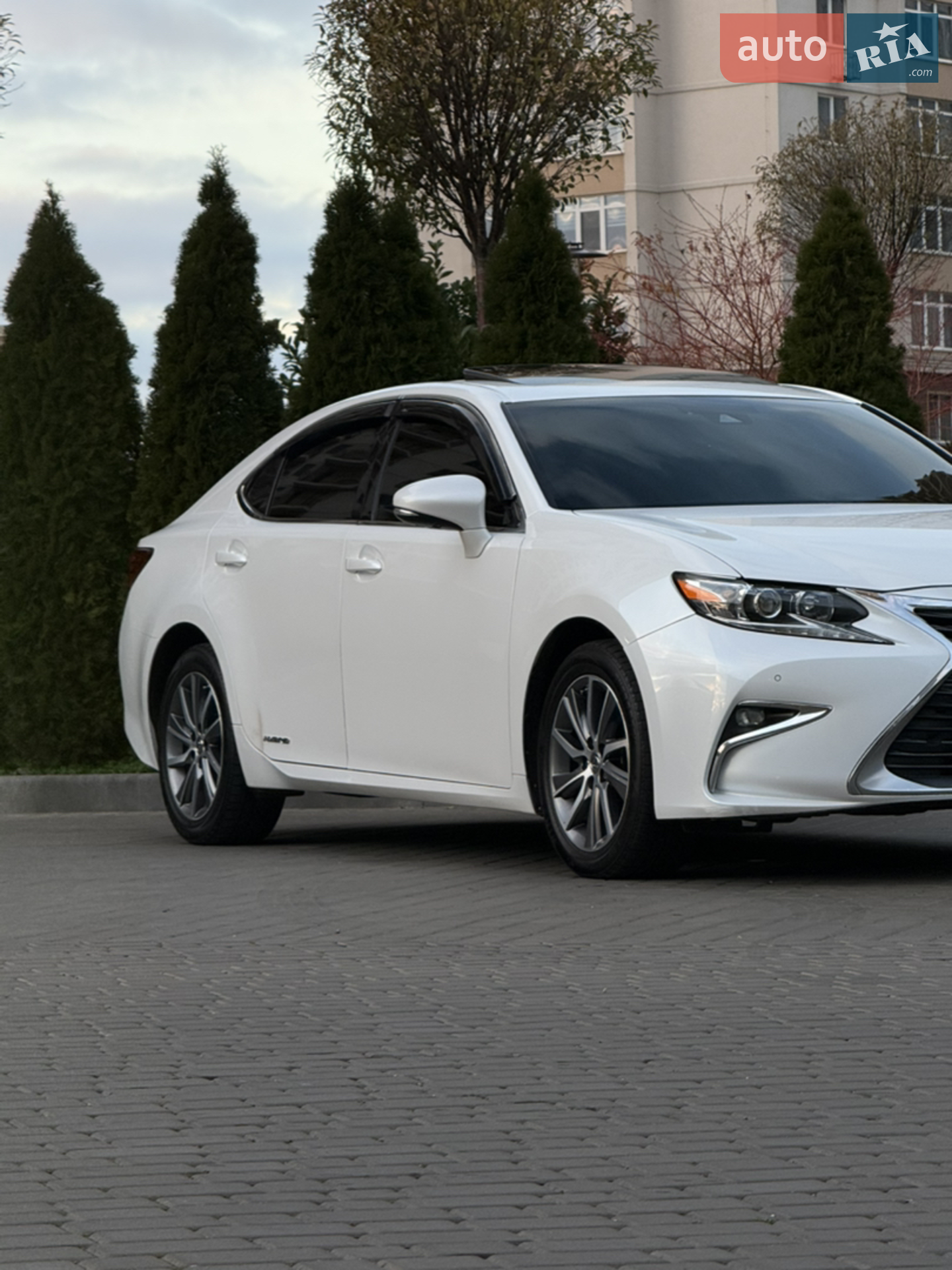 2016 Lexus ES - мініатюра 13