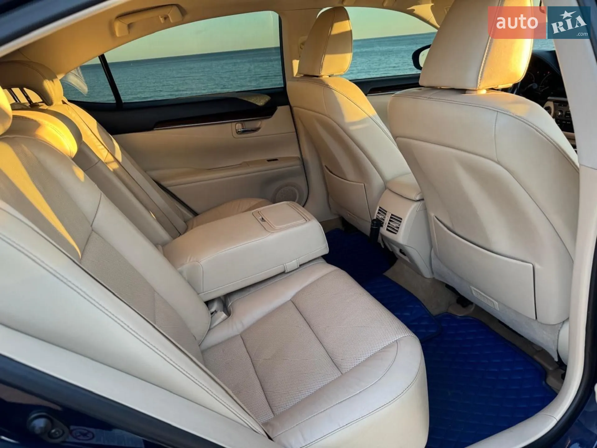 2015 Lexus ES - мініатюра 20