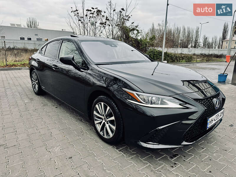 Седан Lexus ES 2019 в Одессе