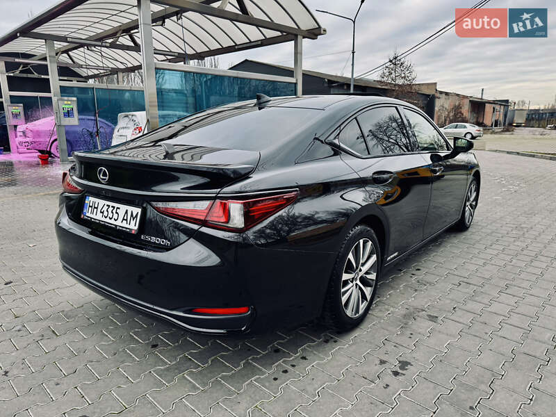 Седан Lexus ES 2019 в Одессе
