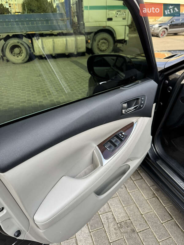 Седан Lexus ES 2011 в Одессе