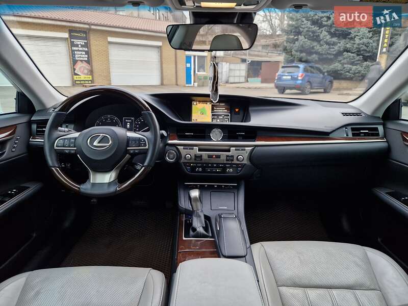 Седан Lexus ES 2016 в Дніпрі фото 32 Седан Lexus ES 2016 в Дніпрі