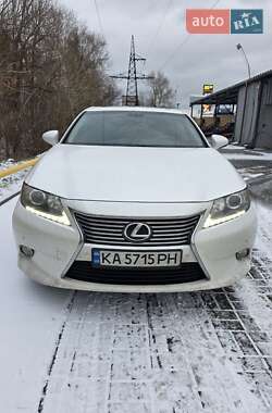 Седан Lexus ES 2013 в Києві