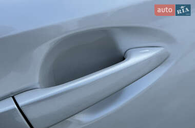 Седан Lexus ES 2016 в Сумах