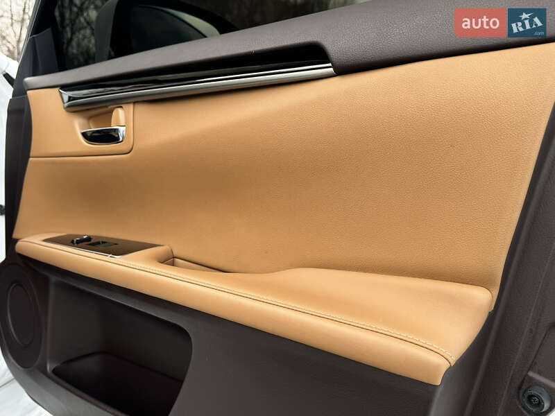 Седан Lexus ES 2016 в Сумах фото 11 Седан Lexus ES 2016 в Сумах