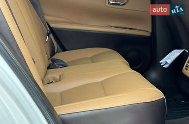 Седан Lexus ES 2016 в Сумах