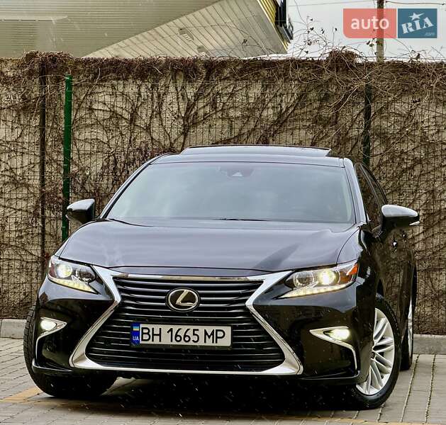Седан Lexus ES 2018 в Одесі