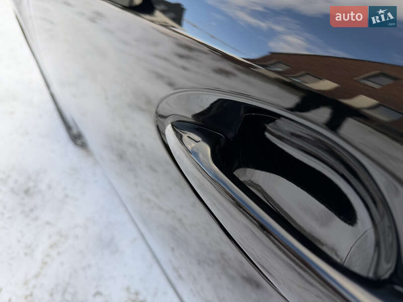 Седан Lexus ES 2014 в Умани