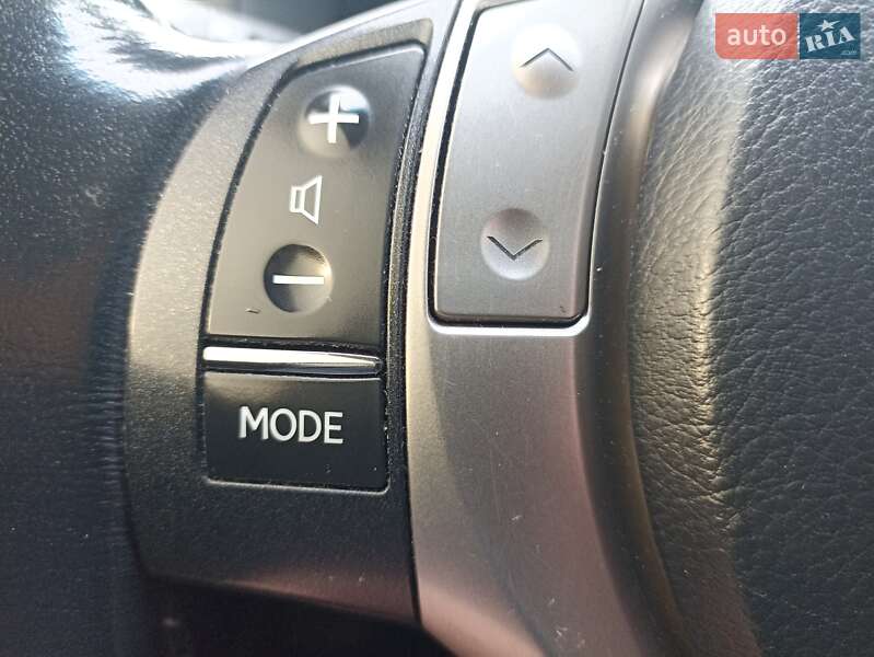 Седан Lexus ES 2014 в Хмельницком