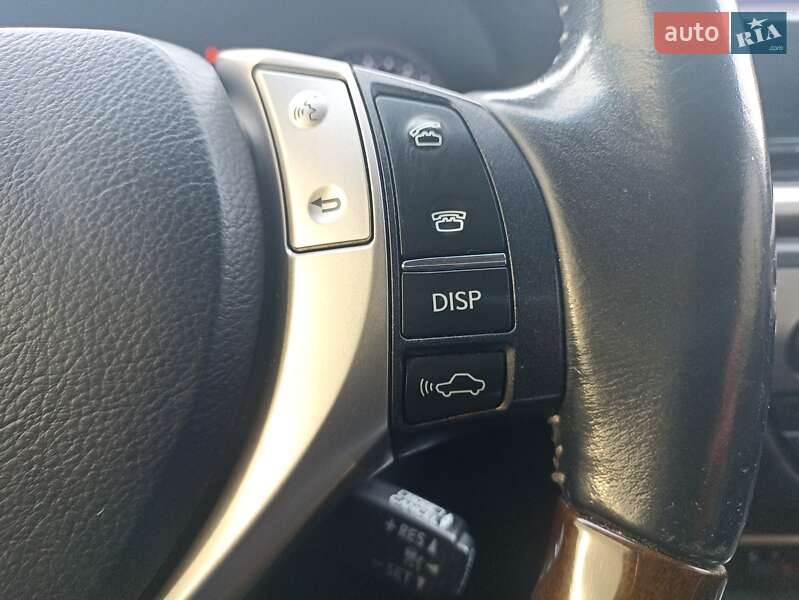 Седан Lexus ES 2014 в Хмельницком