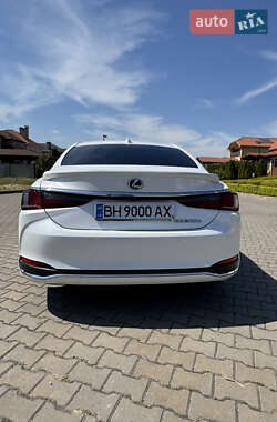 Седан Lexus ES 2020 в Одессе