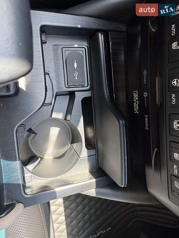 Седан Lexus ES 2020 в Одессе