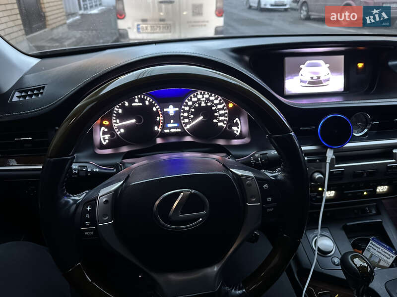 Седан Lexus ES 2013 в Виннице фото 25 Седан Lexus ES 2013 в Виннице