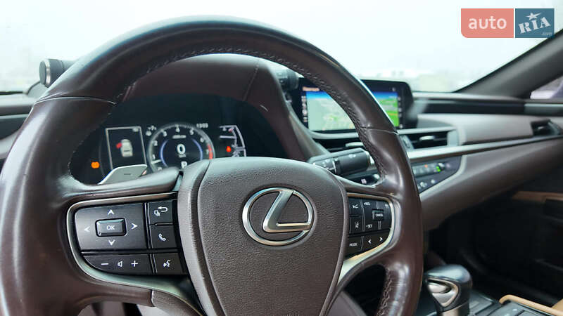 Седан Lexus ES 2021 в Киеве фото 18 Седан Lexus ES 2021 в Киеве