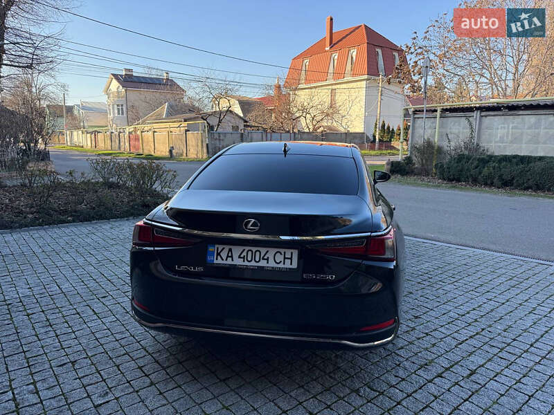 Седан Lexus ES 2023 в Одессе
