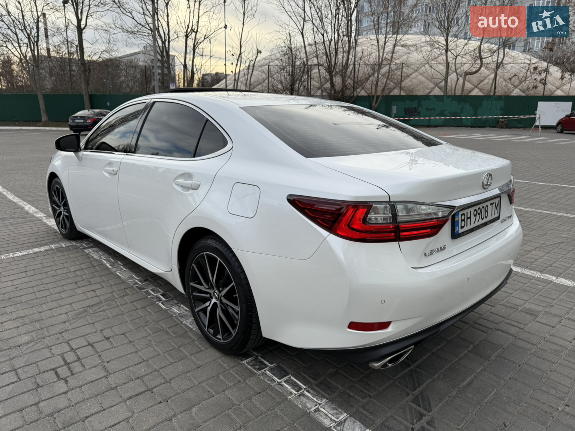 2017 Lexus ES - мініатюра 13