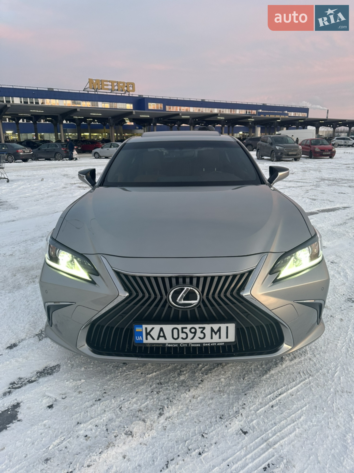 2019 Lexus ES - фото 1