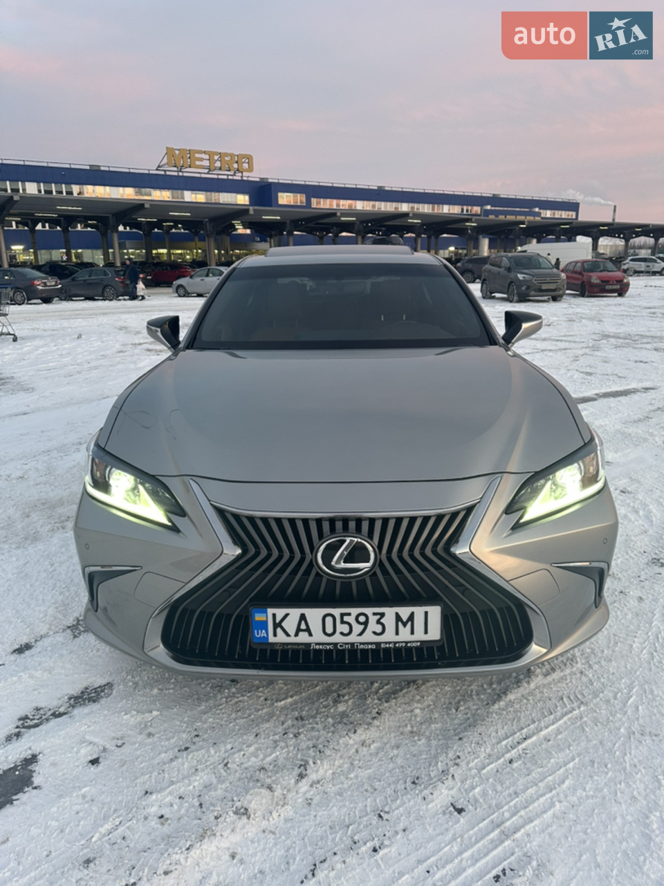 2019 Lexus ES - мініатюра 24