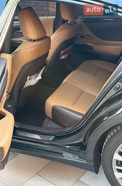 Седан Lexus ES 2020 в Кропивницком