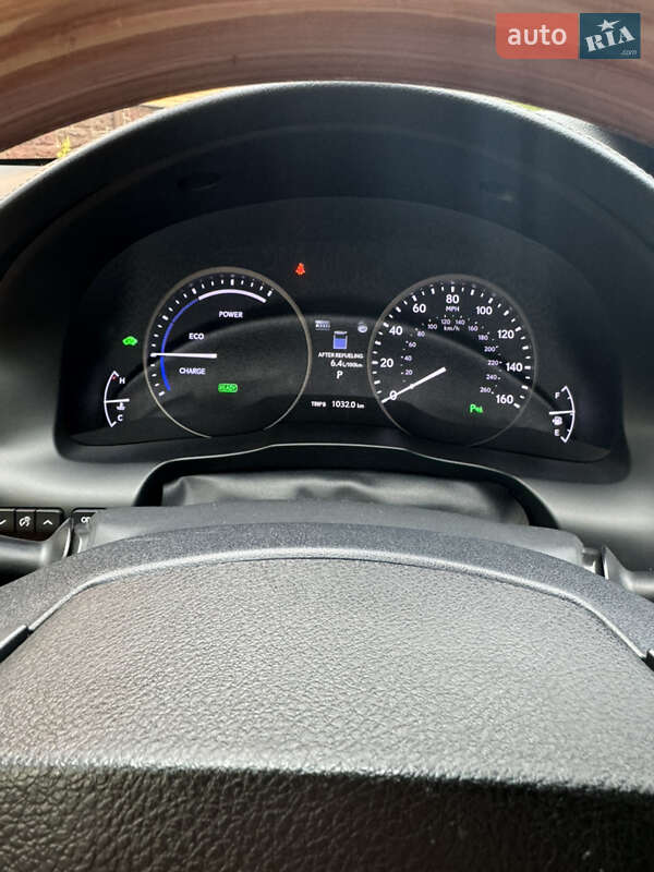 Седан Lexus ES 2014 в Ирпене