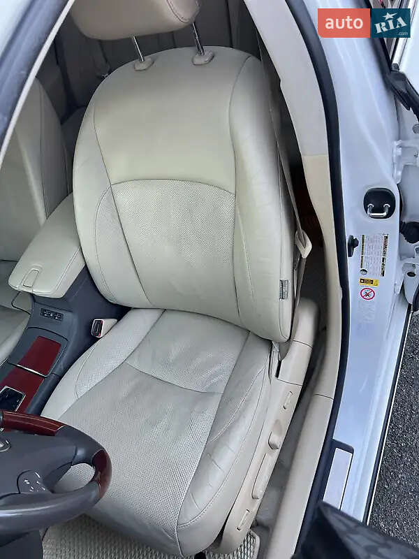 Седан Lexus ES 2008 в Умани