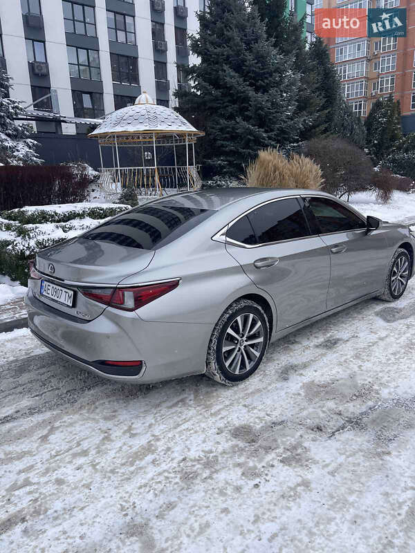 Седан Lexus ES 2019 в Днепре