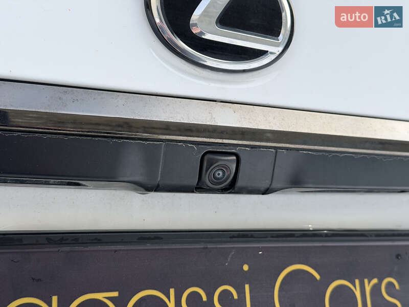 Седан Lexus ES 2020 в Одесі