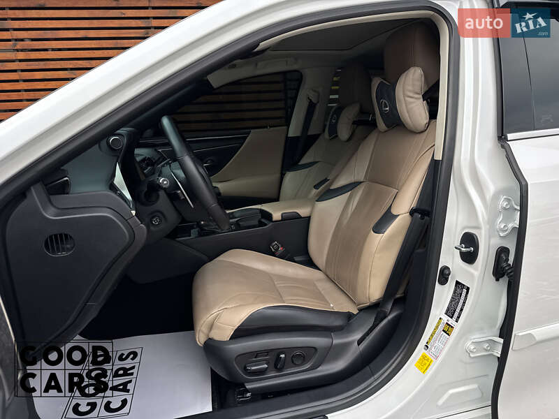 Седан Lexus ES 2020 в Одессе