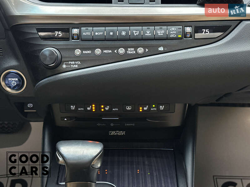 Седан Lexus ES 2020 в Одессе