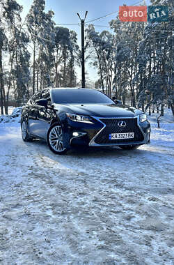 Седан Lexus ES 2013 в Киеве