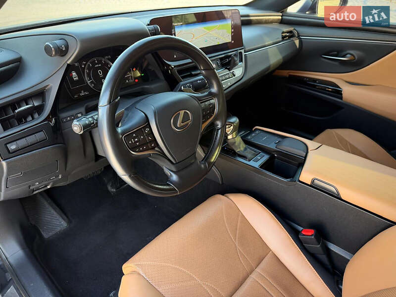 Седан Lexus ES 2022 в Києві