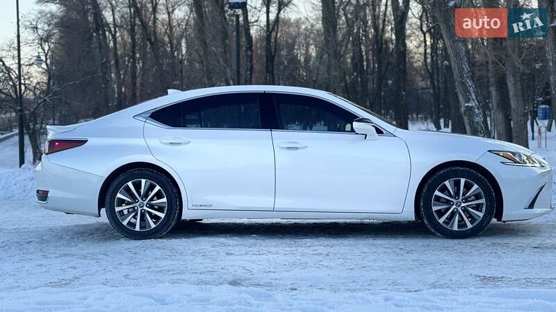 Седан Lexus ES 2021 в Києві