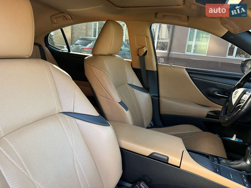 Седан Lexus ES 2021 в Днепре фото 43 Седан Lexus ES 2021 в Днепре