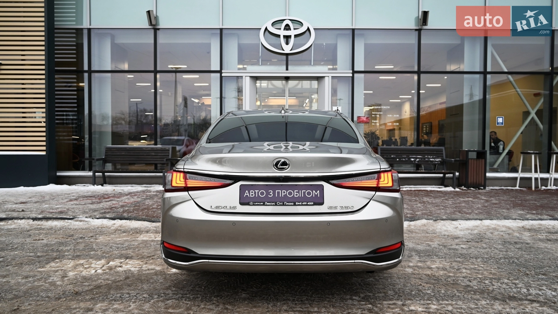 2021 Lexus ES - мініатюра 4