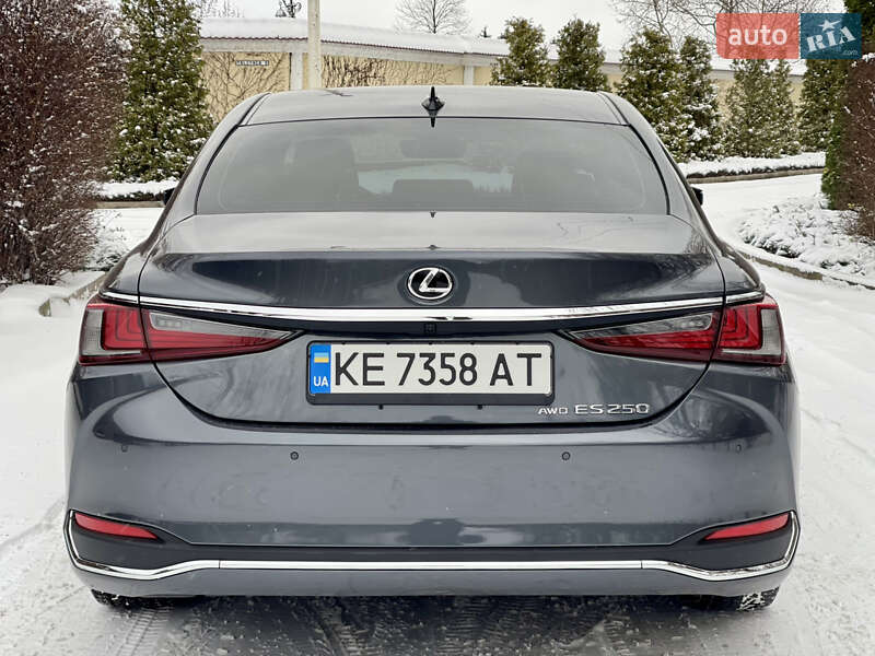 Седан Lexus ES 2022 в Каменском