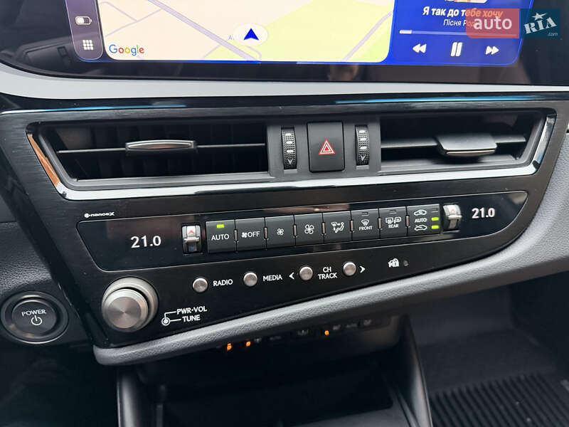 Седан Lexus ES 2024 в Самборі фото 32 Седан Lexus ES 2024 в Самборі