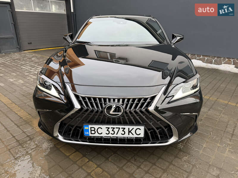Седан Lexus ES 2024 в Самборі фото 38 Седан Lexus ES 2024 в Самборі