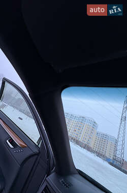 Седан Lexus ES 2014 в Киеве