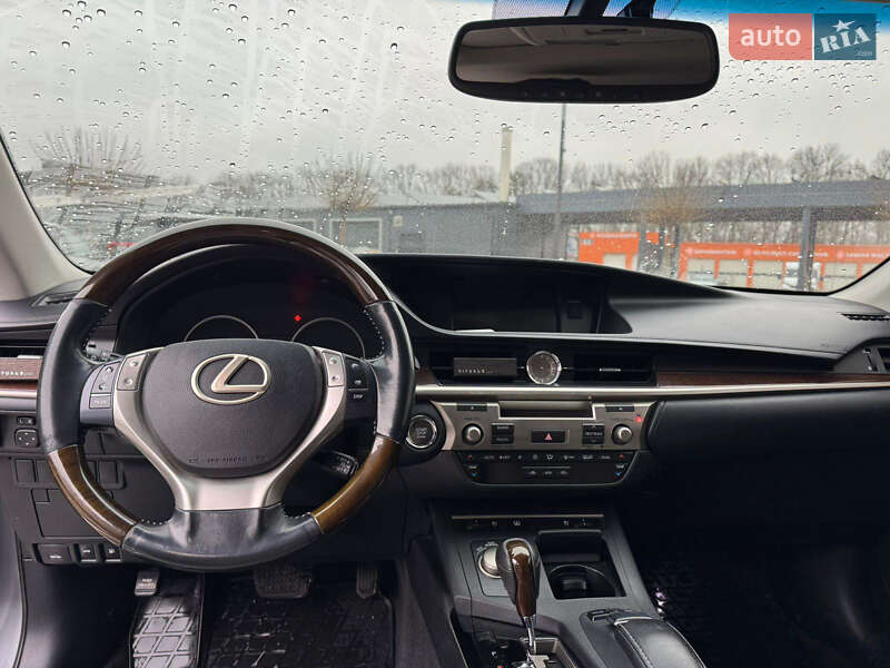 Седан Lexus ES 2013 в Владимире фото 5 Седан Lexus ES 2013 в Владимире