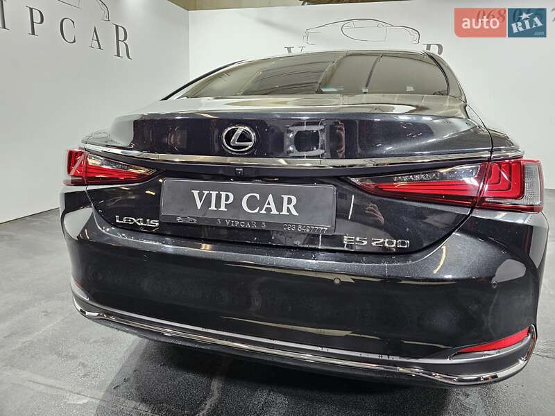 Седан Lexus ES 2022 в Киеве