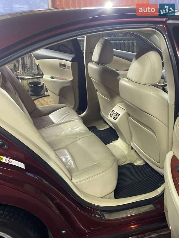 Седан Lexus ES 2008 в Бобровице