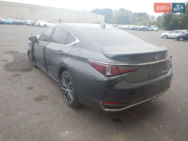 Седан Lexus ES 2023 в Запорожье
