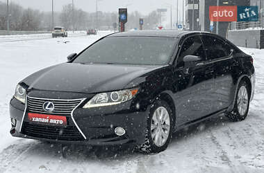 Седан Lexus ES 2012 в Киеве