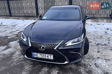 Седан Lexus ES 2019 в Кривому Розі