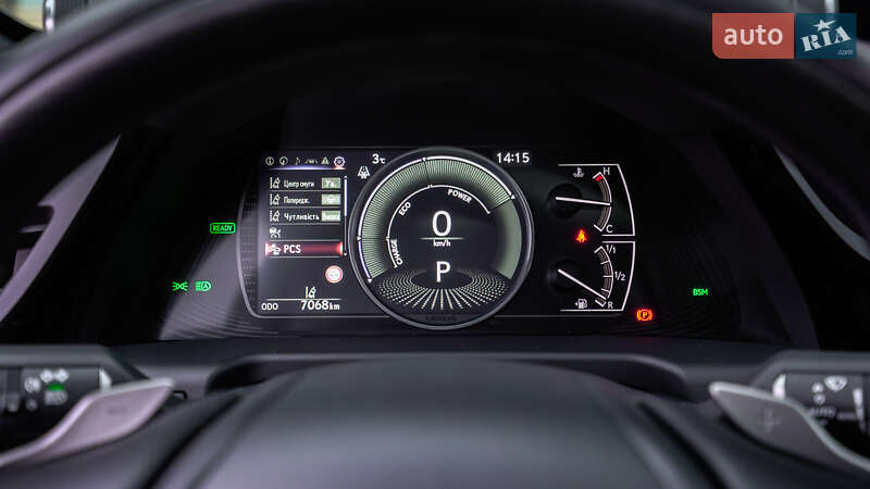 Седан Lexus ES 2024 в Львові